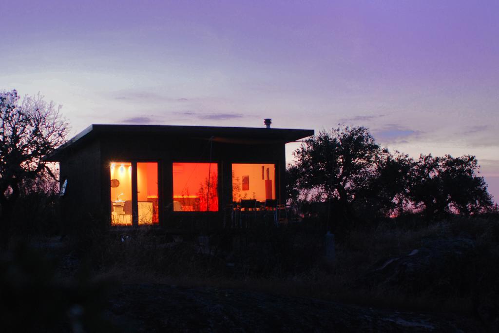 Bubulcus And Bolotas - Off Grid Nature Holiday Home Vimieiro  Экстерьер фото
